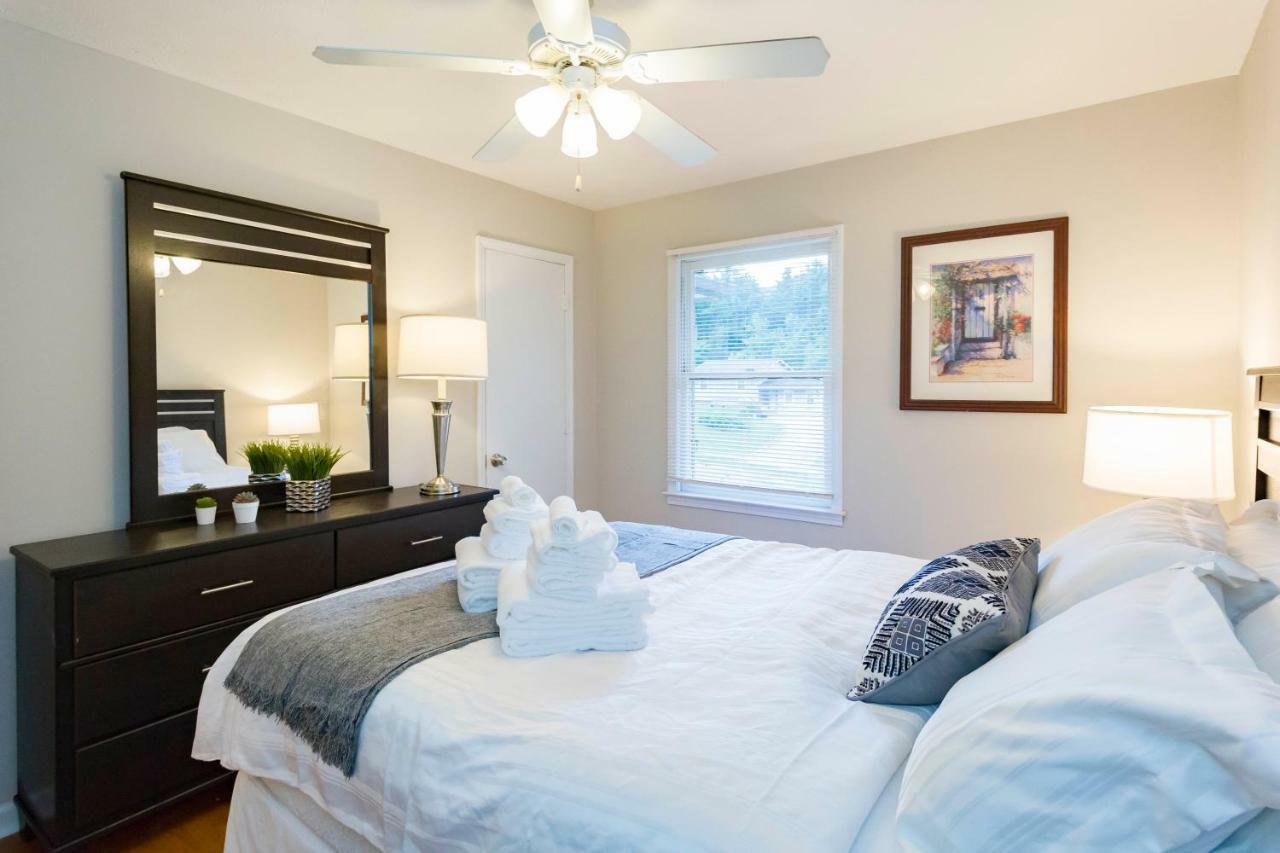 Luxury Home W/Gameroom Kingsizebed Near Six Flags Austell Exteriér fotografie