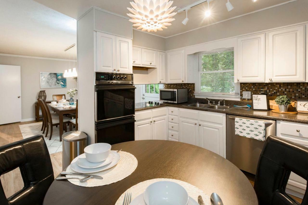 Luxury Home W/Gameroom Kingsizebed Near Six Flags Austell Exteriér fotografie